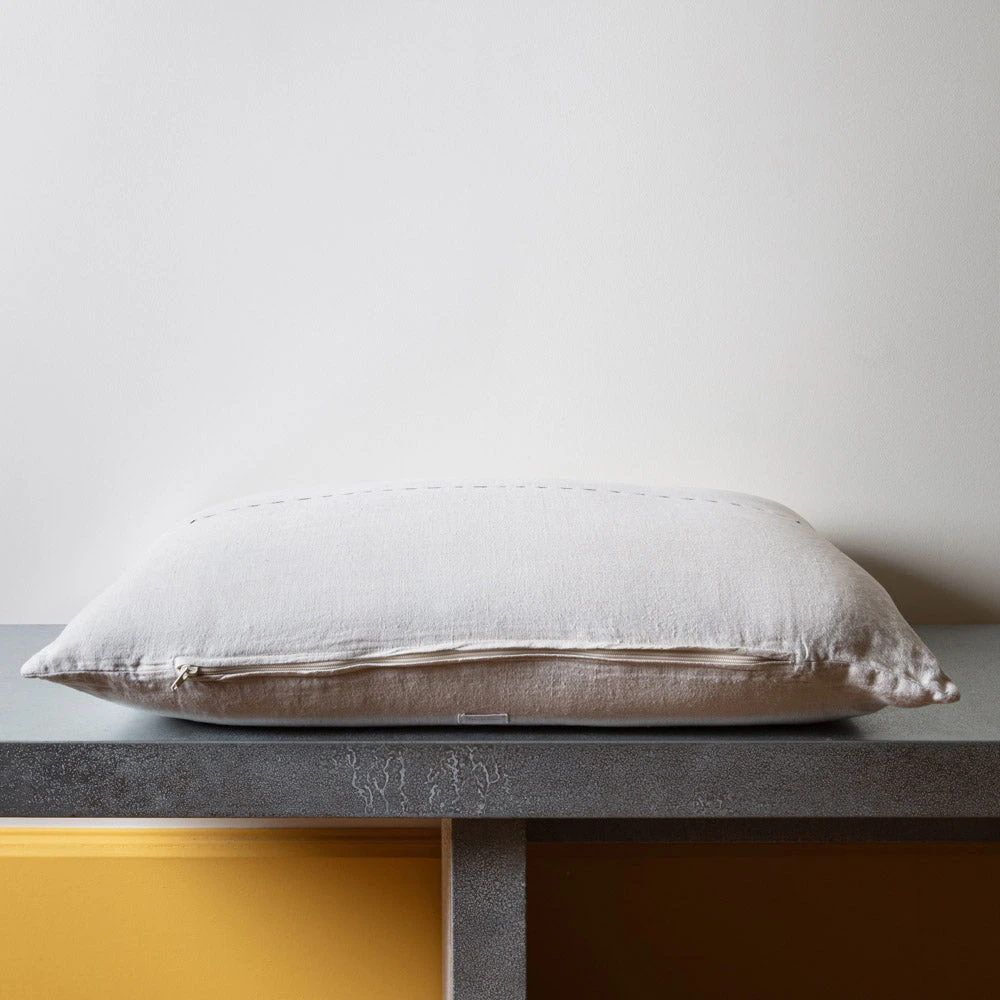 Coussin En Lin Bopper - Craie 3 Coussin En Lin Bopper - Craie – Image 3