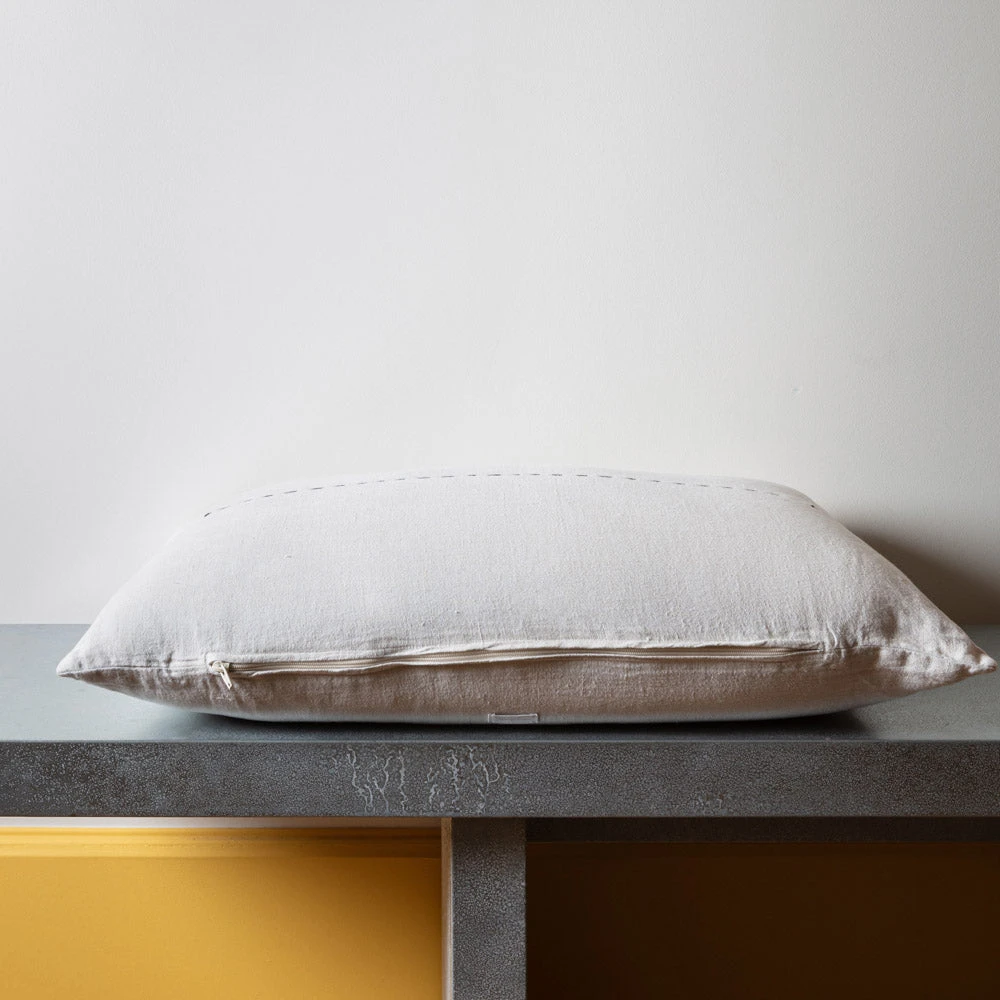 Coussin En Lin Bopper - Craie 4 Coussin En Lin Bopper - Craie – Image 4