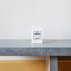 Bougie L:A Bruket - N°255 Hinoki -Décoration D'intérieur Merci 13decembre 22 2446