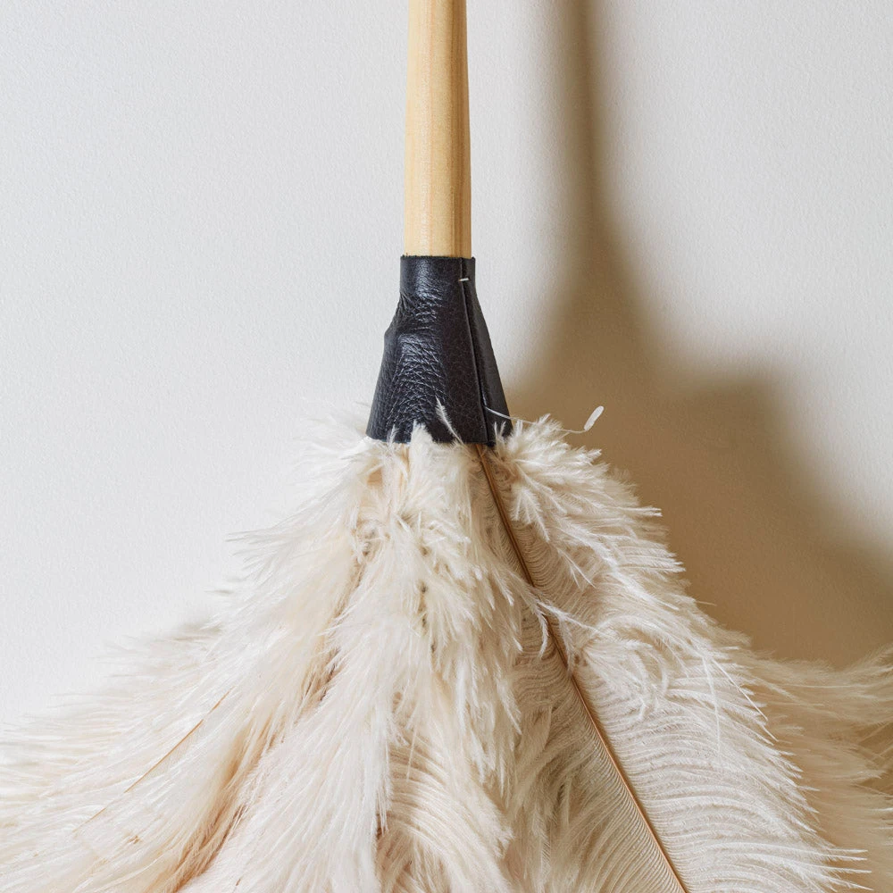 Plumeau En Plume D'autruche 2 Plumeau En Plume D'autruche – Image 2