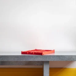 Moyenne Cagette - Hay - Red -Décoration D'intérieur Merci editionlimitee fev23 0343