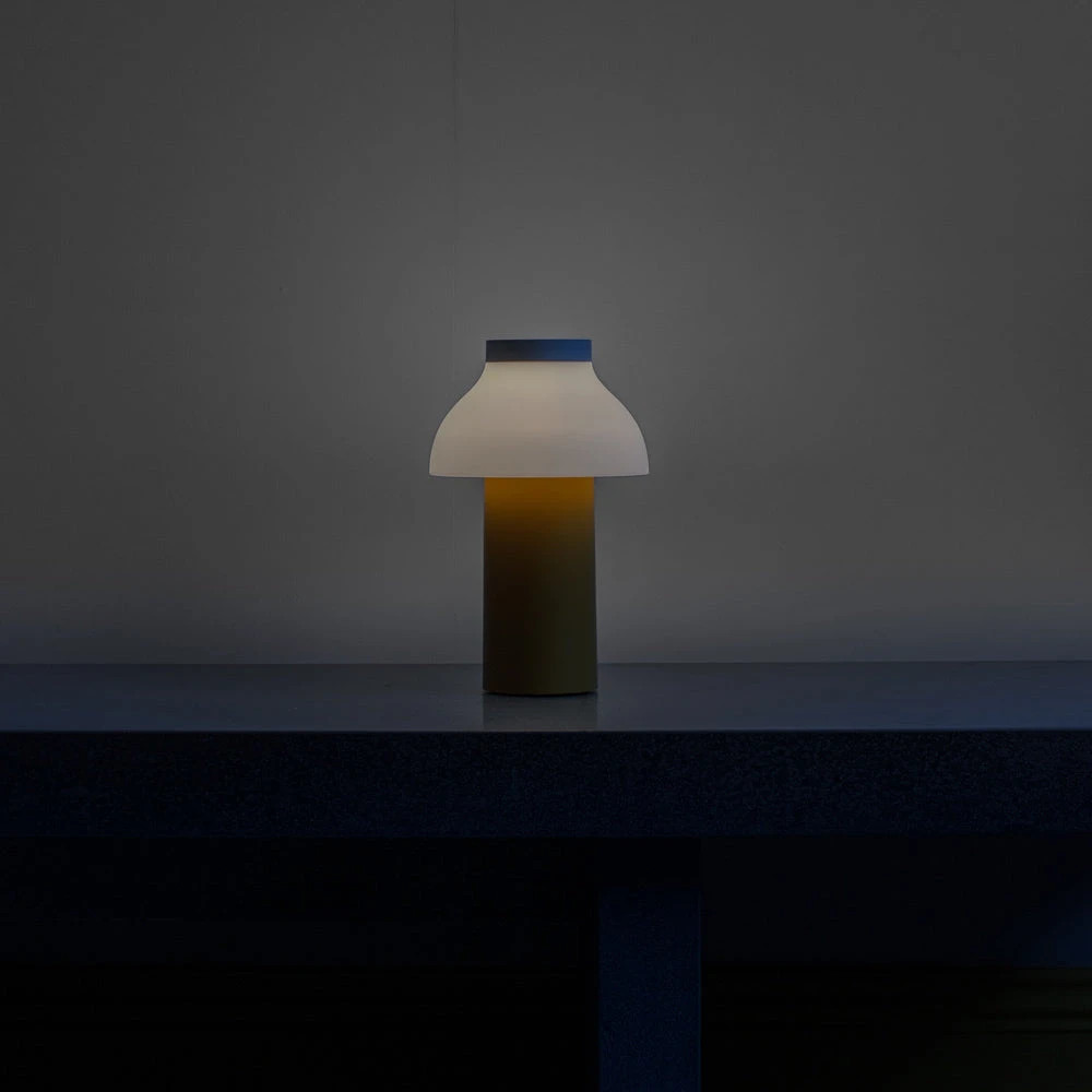 Lampe Portable - Bicolor Yellow Grey - Hay 4 Lampe Portable - Bicolor Yellow Grey - Hay – Image 4