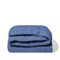 Édredon En 100% Lin Lavé - Bleu Paros 7 Édredon En 100% Lin Lavé - Bleu Paros -Décoration D'intérieur Merci edredon bleufonce 4