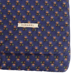 Caramel - Édredon Bout De Lit - Navy 9 Caramel - Édredon Bout De Lit - Navy -Décoration D'intérieur PACKSHOT CARAMEL 24072023 MERCI0819