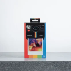Appareil Photo Retro Polaroid Now + - Noir -Décoration D'intérieur PACKSHOT MERCI STUDIO111 210320230159