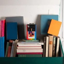 Appareil Photo Retro Polaroid Now + - Noir -Décoration D'intérieur SOUVENIRSDEPARIS MERCI 00731