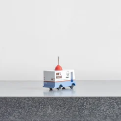 Jouet En Bois - Camion De Plombier -Décoration D'intérieur Sans titre 37