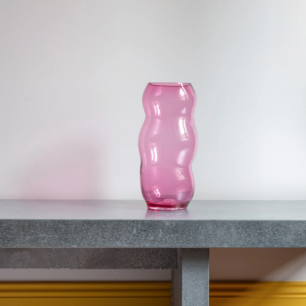 Vase Muse - Rubine 4 Vase Muse - Rubine – Image 4