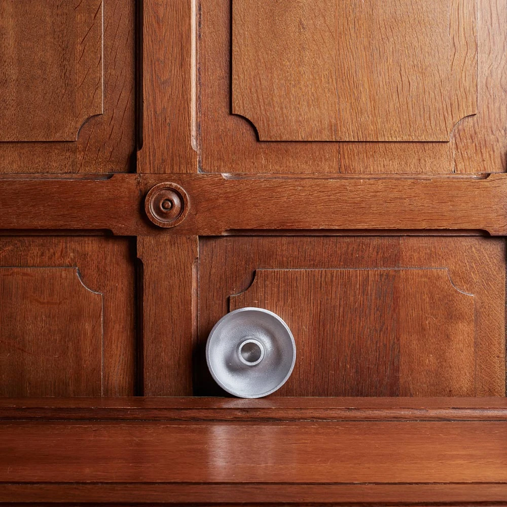 Bougeoir En Aluminium Recyclé - Argenté 3 Bougeoir En Aluminium Recyclé - Argenté – Image 3