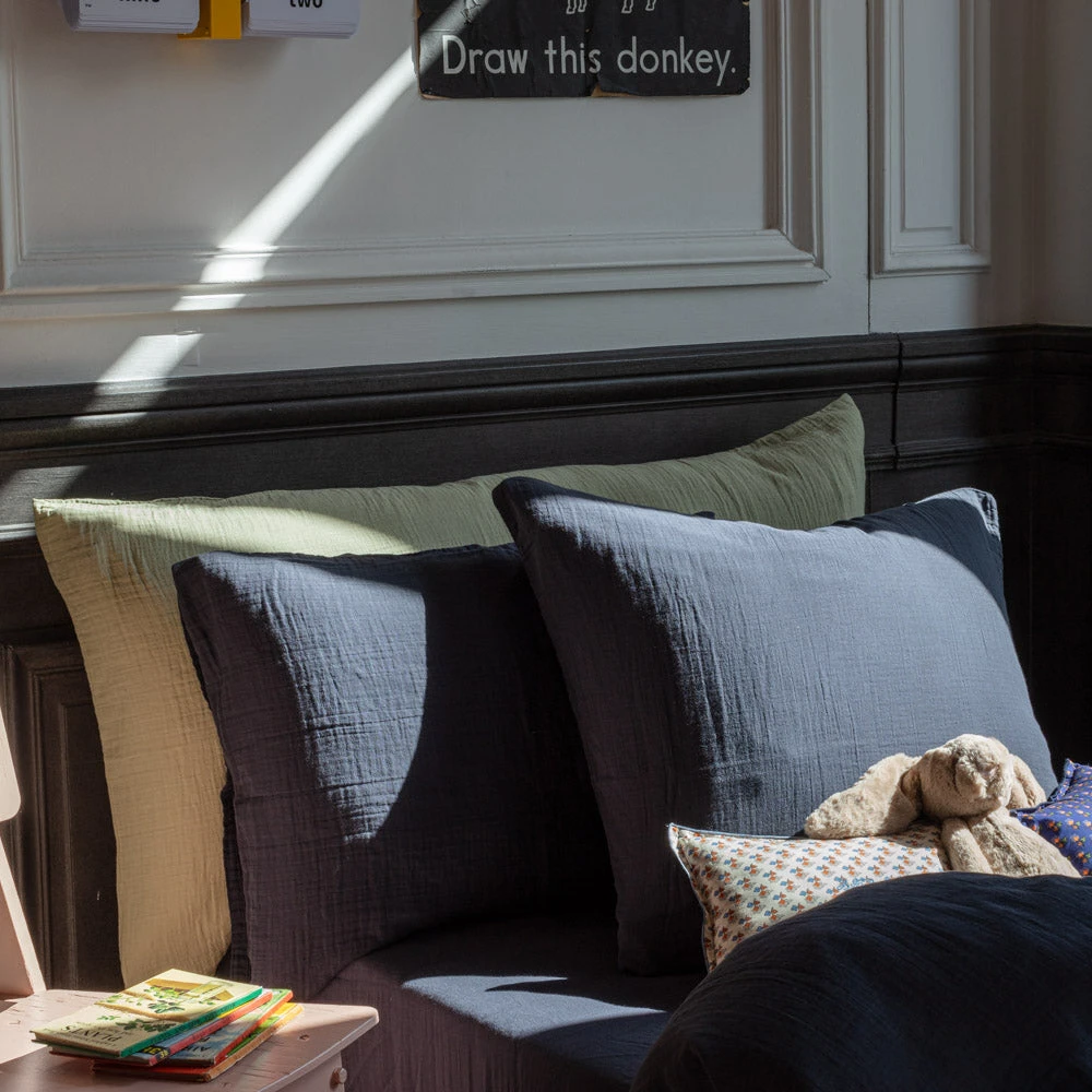 Caramel X Merci - Taie D'oreiller En Gaze De Coton - Gris Fusain 1 Caramel X Merci - Taie D'oreiller En Gaze De Coton - Gris Fusain