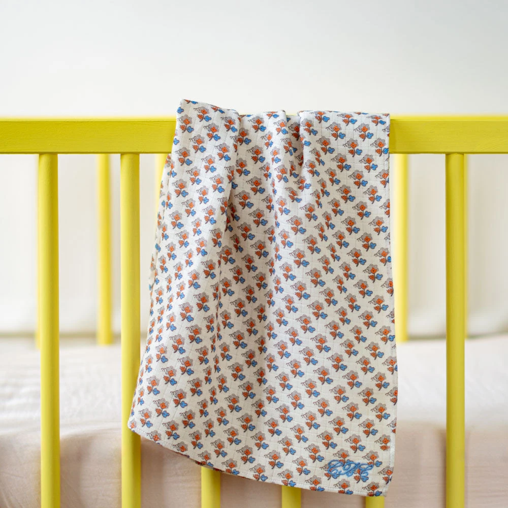 Caramel - Édredon Bout De Lit - Crème Posy 3 Caramel - Édredon Bout De Lit - Crème Posy – Image 3