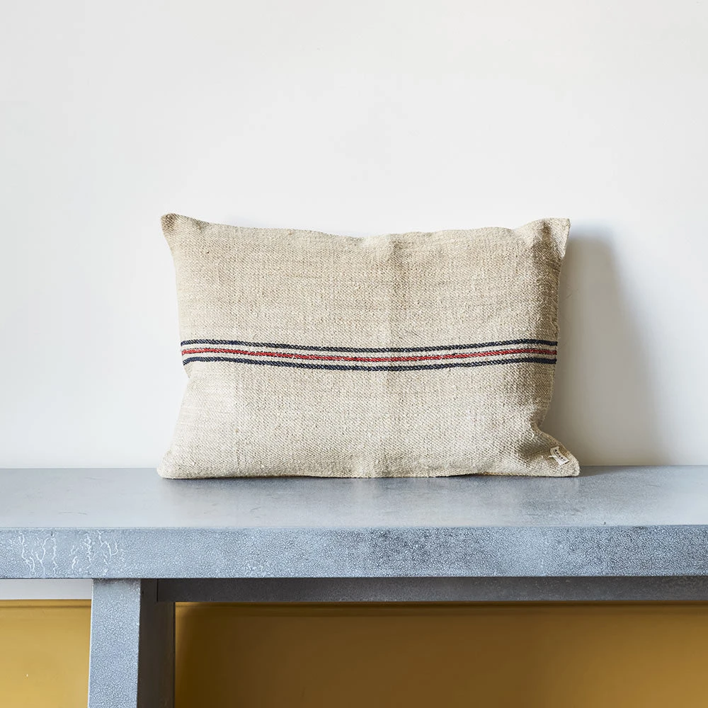 Coussin Rayé - Noir 1 Coussin Rayé - Noir