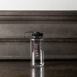 Gourde Transparente - Rouge "Rive Droite" - Non Merci 5 Gourde Transparente - Rouge "Rive Droite" - Non Merci -Décoration D'intérieur merci packshot mode 18012023 1095785