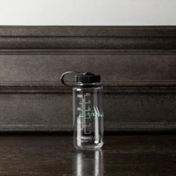 Gourde Transparente - Verte "Rive Gauche" - Non Merci -Décoration D'intérieur merci packshot mode 18012023 1095788