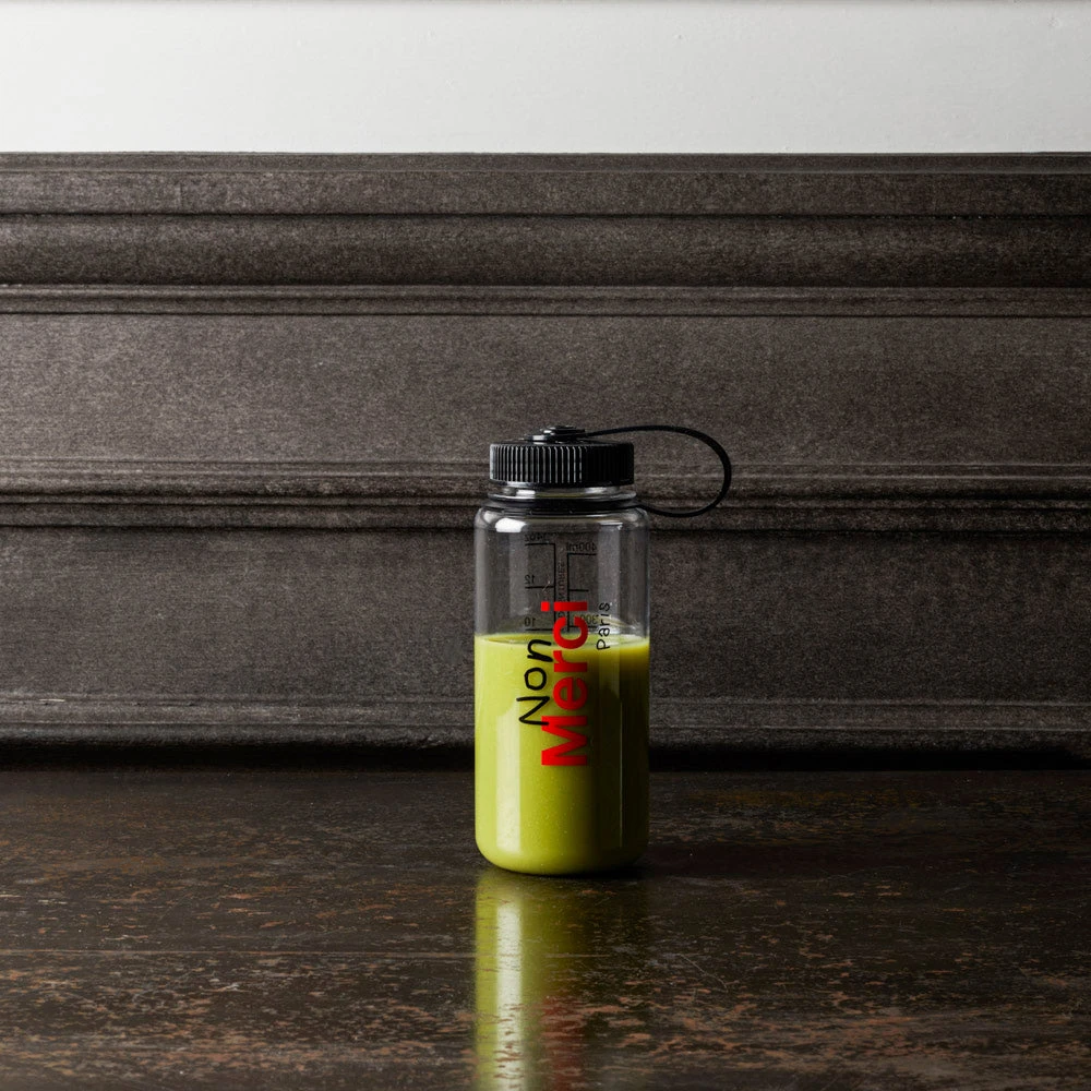 Gourde Transparente - Rouge "Rive Droite" - Non Merci 1 Gourde Transparente - Rouge "Rive Droite" - Non Merci