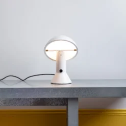 Lampe De Table Elmetto - Blanc -Décoration D'intérieur packshot merci 190320233188
