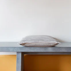 Coussin à Fines Rayures - Bleu -Décoration D'intérieur tensira fin1