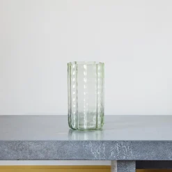Vase Wave 01 - Vert
