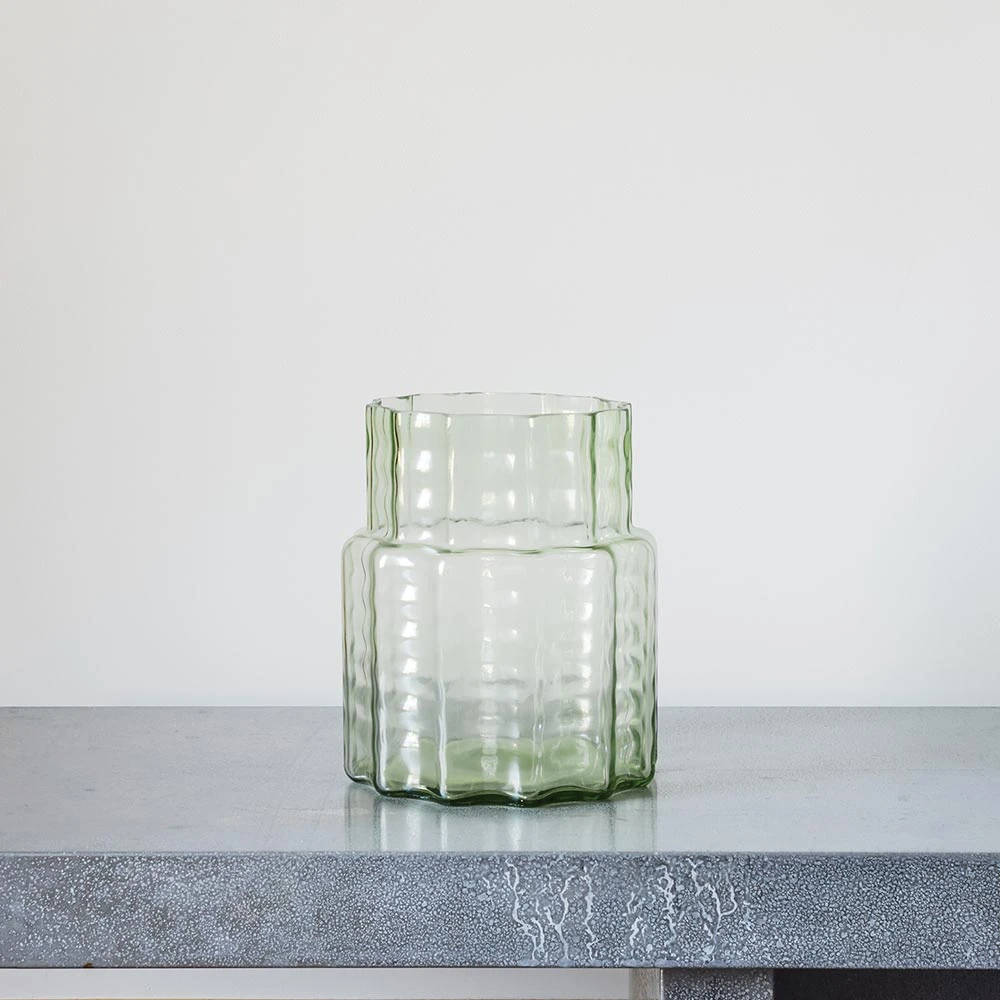 Vase Wave 04 - Vert 1 Vase Wave 04 - Vert